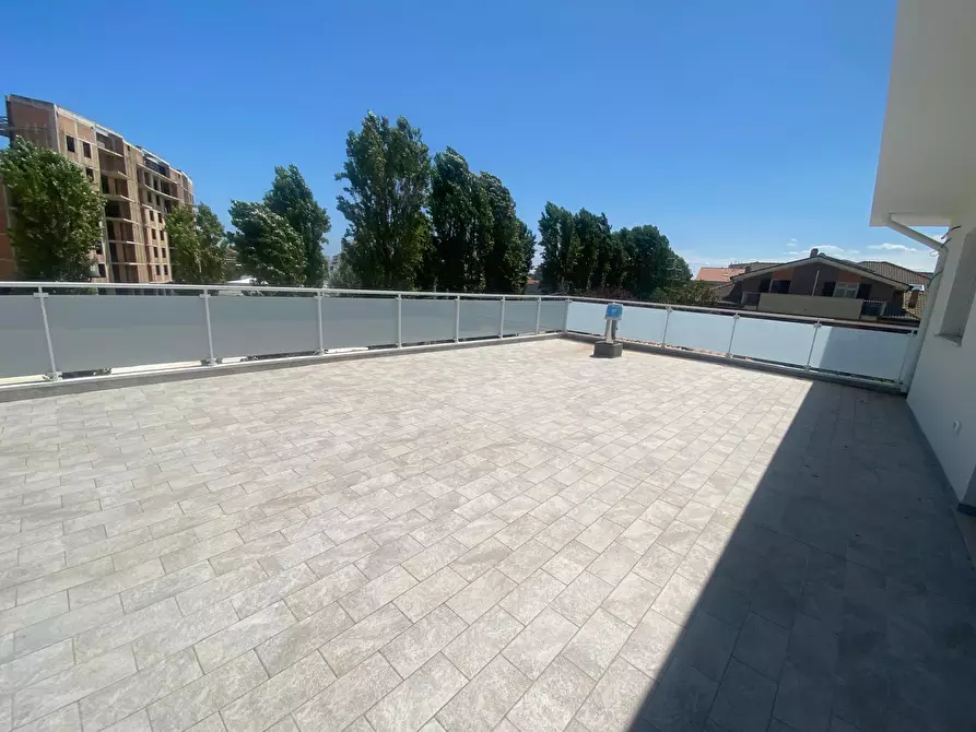 Immagine 34 di Villa in vendita  in Via Ugo Foscolo 37 a Montesilvano