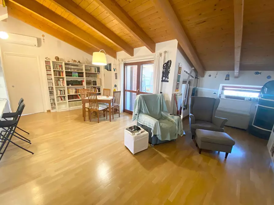 Immagine 6 di Trilocale in vendita  in VIA MATTATOIO VECCHIO a Spoltore