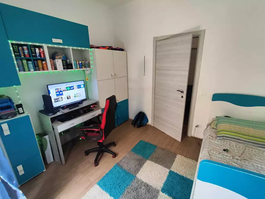 Immagine 11 di Quadrilocale in vendita  in Via Guglielmo Oberdan 35 a Guidonia Montecelio