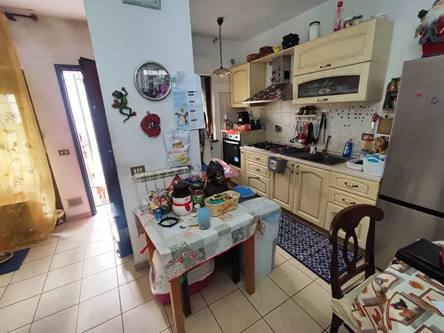 Immagine 5 di Trilocale in vendita  in Via Daniele Manin 3 a Guidonia Montecelio