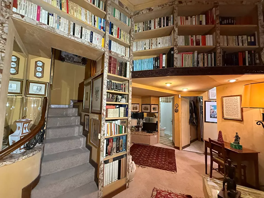 Immagine 8 di Trilocale in vendita  in Via Salaria 126 a Roma