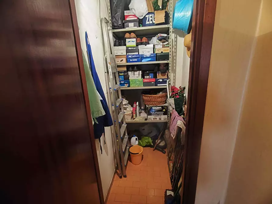 Immagine 27 di Trilocale in vendita  in Via Maremmana Inferiore 199 a Guidonia Montecelio