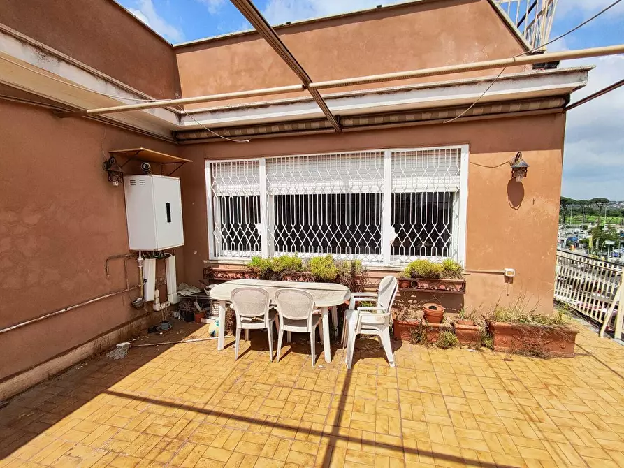 Immagine 9 di Quadrilocale in vendita  in Circonvallazione Aurelia 129 a Roma