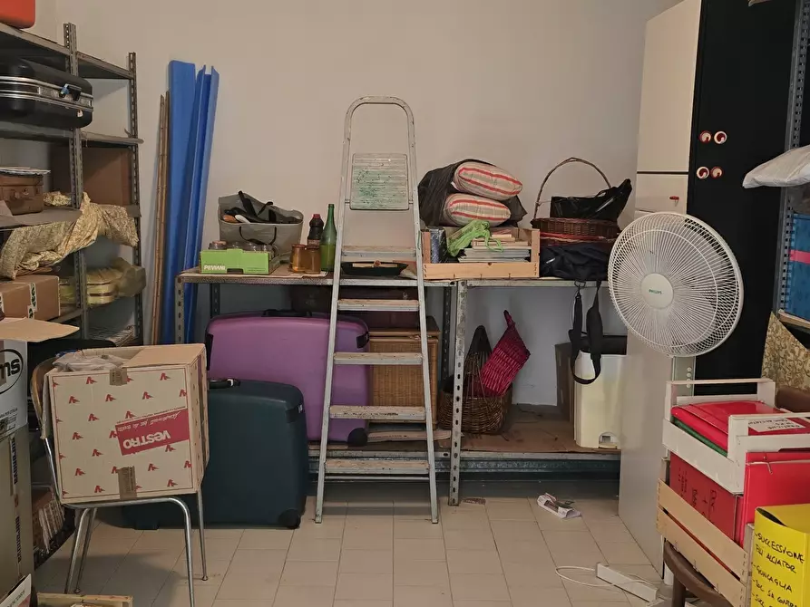 Immagine 22 di Pentalocale in vendita  in Via Carbia 2 a Alghero