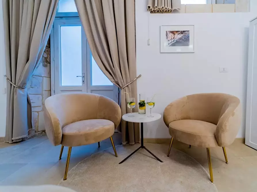 Immagine 8 di Trilocale in vendita  in Via delle Grazie 14 a Siracusa