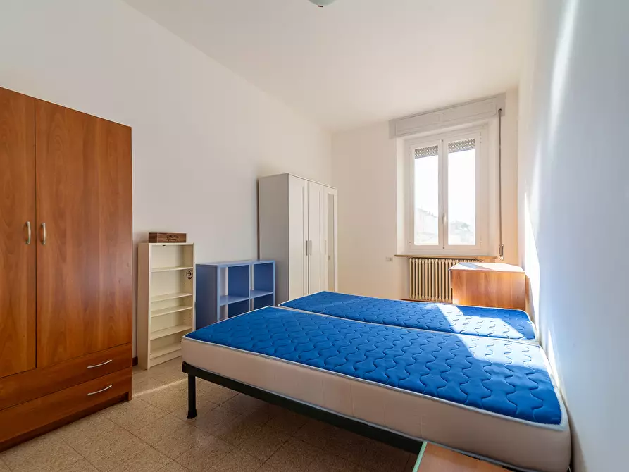 Immagine 21 di Pentalocale in vendita  in Viale Osacca 4 a Parma