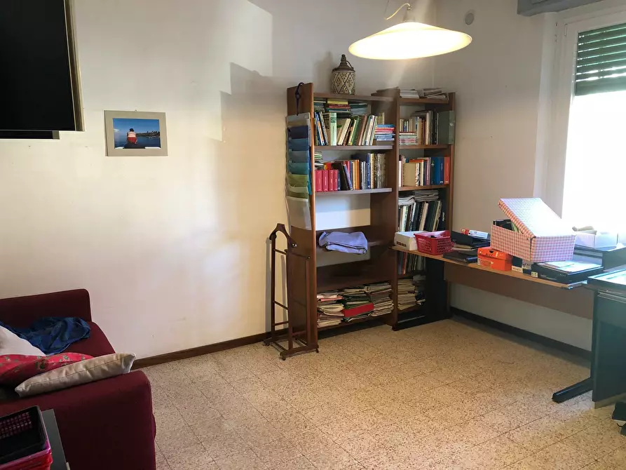 Immagine 12 di Porzione di casa in affitto  in Via Alghero 4 a Parma