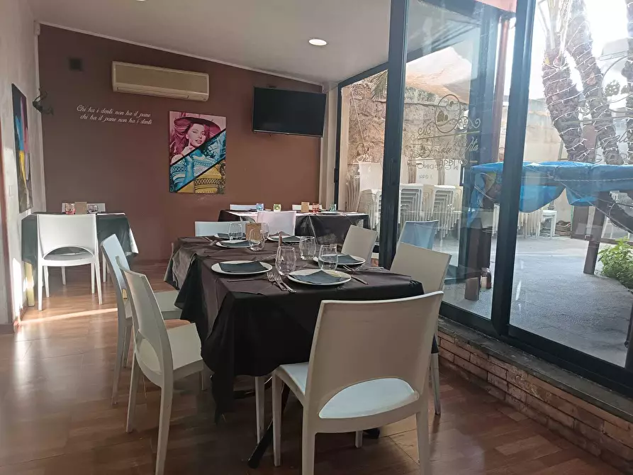 Immagine 11 di Bar / Ristorante in vendita  a Palermo