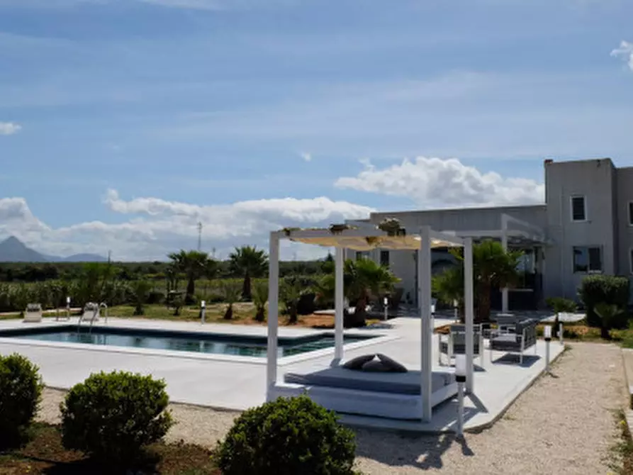 Immagine 18 di Villa in vendita  a Partinico