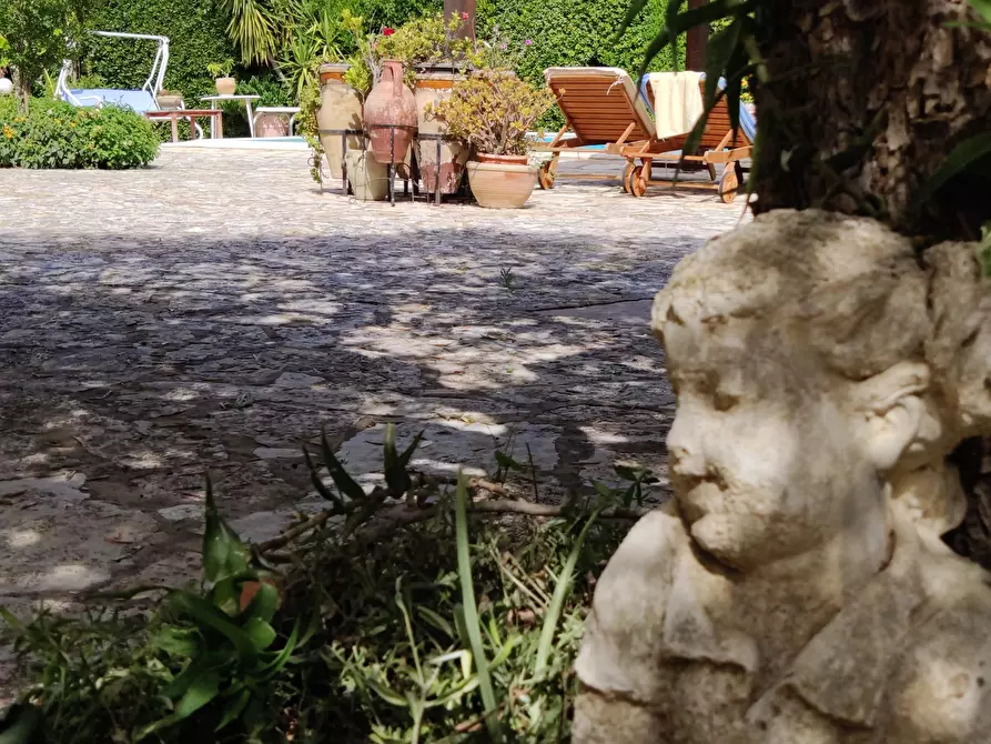 Immagine 61 di Villa in vendita  a Castellammare Del Golfo