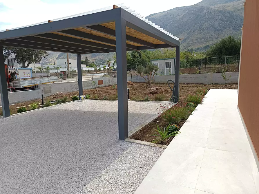 Immagine 40 di Villa in vendita  a Castellammare Del Golfo