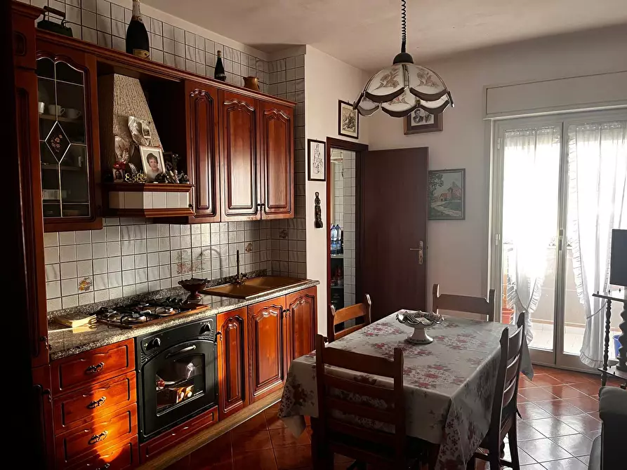 Immagine 33 di Pentalocale in vendita  a Palermo