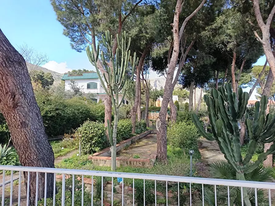 Immagine 4 di Villa in vendita  a Trabia