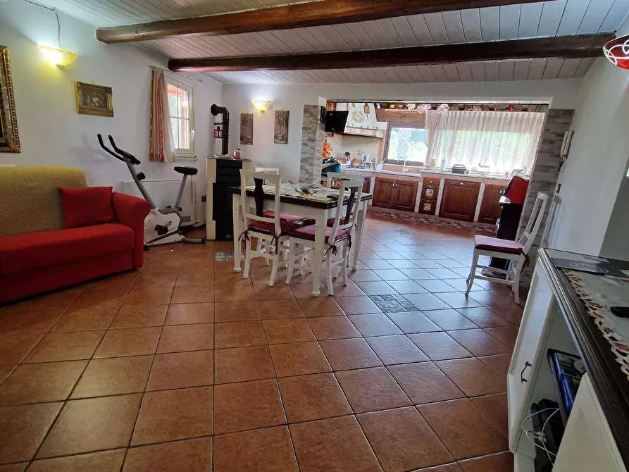 Immagine 21 di Casa indipendente in vendita  a Misilmeri