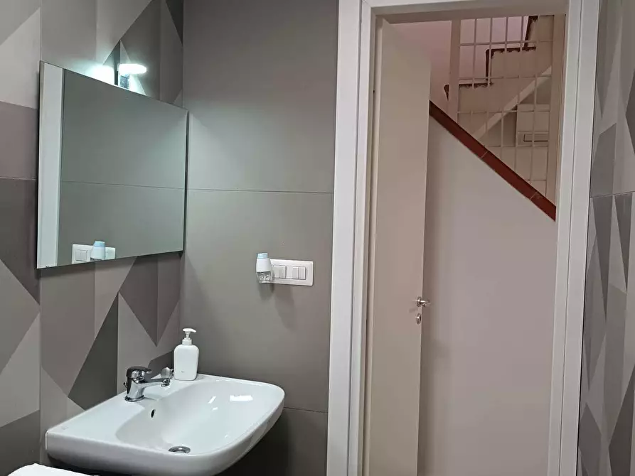 Immagine 36 di Villetta a schiera in vendita  in VIA ADONE 9 a Palermo