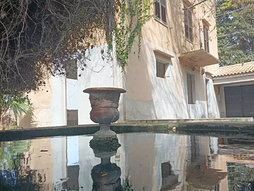 Immagine 11 di Villa in vendita  a Valderice