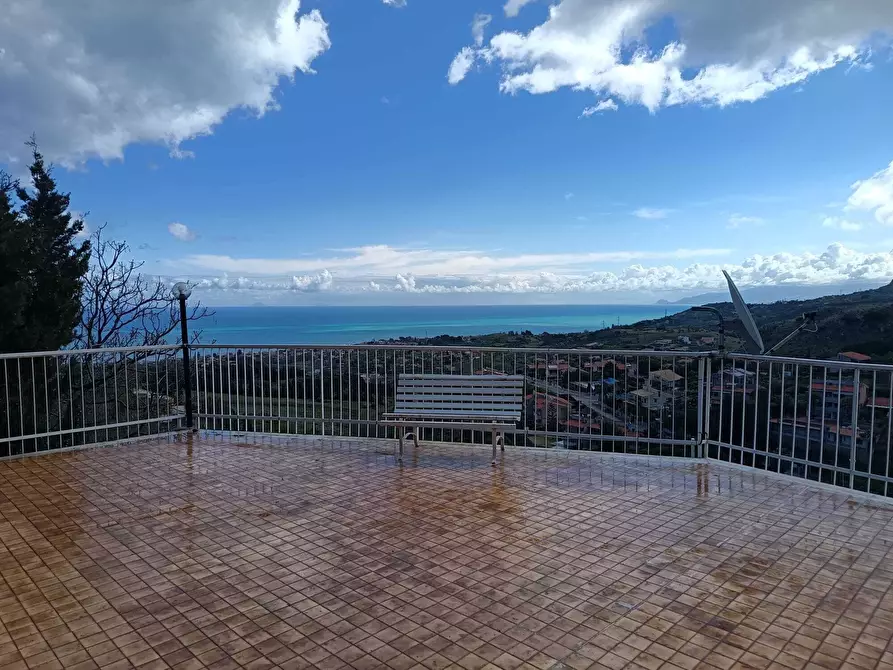 Immagine 10 di Villa in vendita  a Trabia