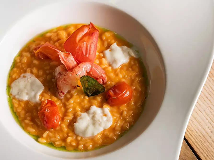 Immagine 3 di Bar / Ristorante in vendita  in Via Roma 142 a San Rocco Al Porto