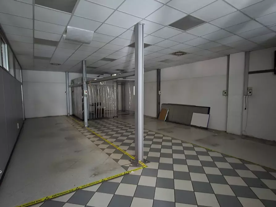 Immagine 4 di Capannone industriale in vendita  in Via Ernesto Rizzi 13S a Melegnano