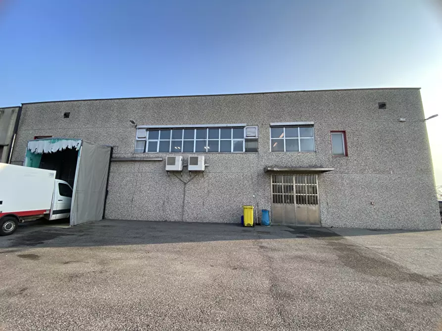 Immagine 9 di Capannone industriale in vendita  in S.s. 415 Paullese 415 a Pandino