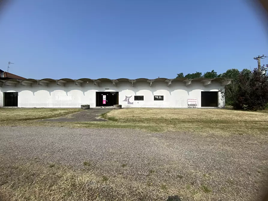 Immagine 1 di Capannone industriale in affitto  in VIA PAPA GIOVANNI XXIII 2 a Caselle Landi