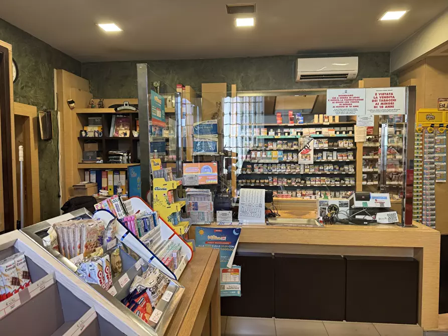 Immagine 10 di Bar / Ristorante in vendita  in VIA TENENTE ADAMI 10 a Arzago D'adda