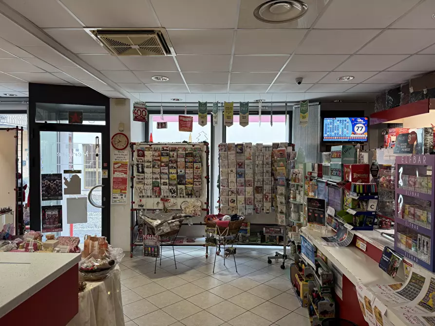 Immagine 7 di Tabaccheria in vendita  in via geroldi 1 a Bagnolo Cremasco