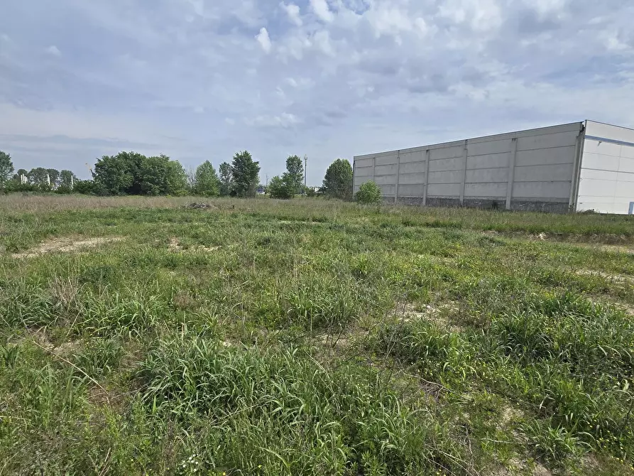 Immagine 10 di Terreno industriale in vendita  in Strada Provinciale 123 123 a Villanterio
