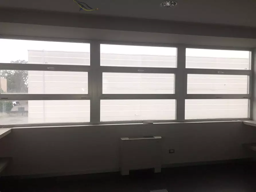 Immagine 4 di Ufficio in vendita  in Via Giovanni Paolo II 11 a Vigevano
