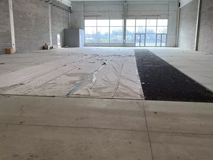 Immagine 1 di Capannone industriale in vendita  in via don milani 2 a Guardamiglio