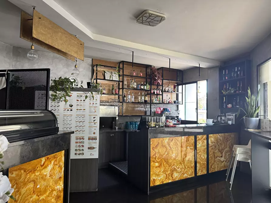 Immagine 3 di Bar / Ristorante in vendita  in VIA VEROLANUOVA 17 a Orzinuovi