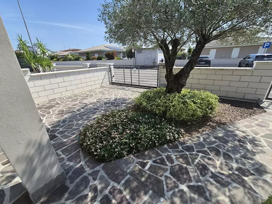 Immagine 12 di Casa bifamiliare in vendita  a San Giovanni In Croce