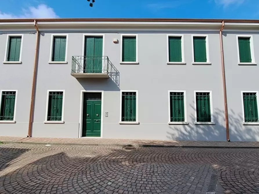 Immagine 4 di Casa indipendente in vendita  a Rovigo