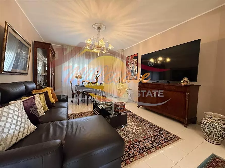 Immagine 25 di Pentalocale in vendita  in VIA ACHILLE ADORNO a Siracusa