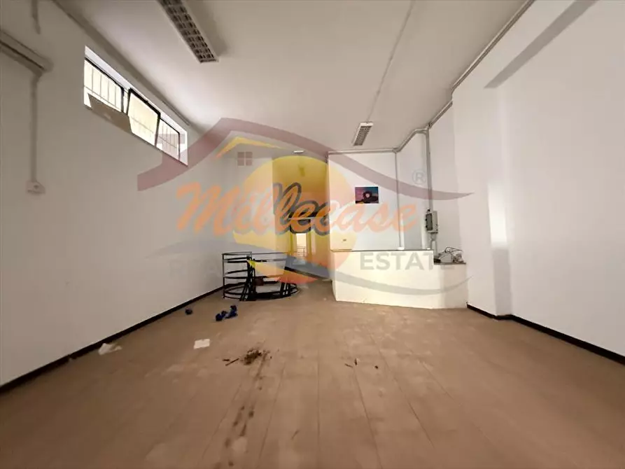 Immagine 17 di Locale commerciale in vendita  in Viale Zecchino a Siracusa