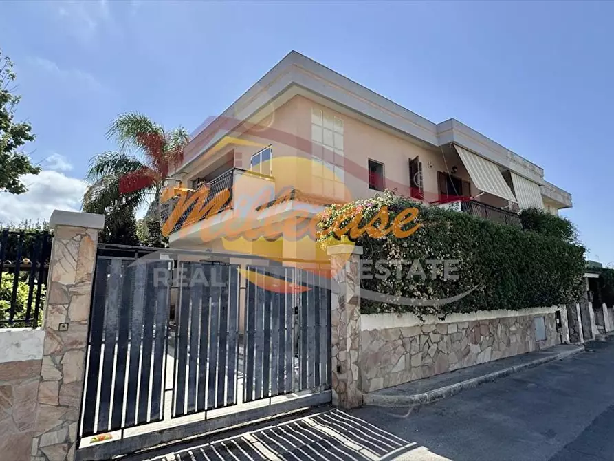 Immagine 1 di Villetta a schiera in vendita  in Via Luigi Maria Monti a Siracusa