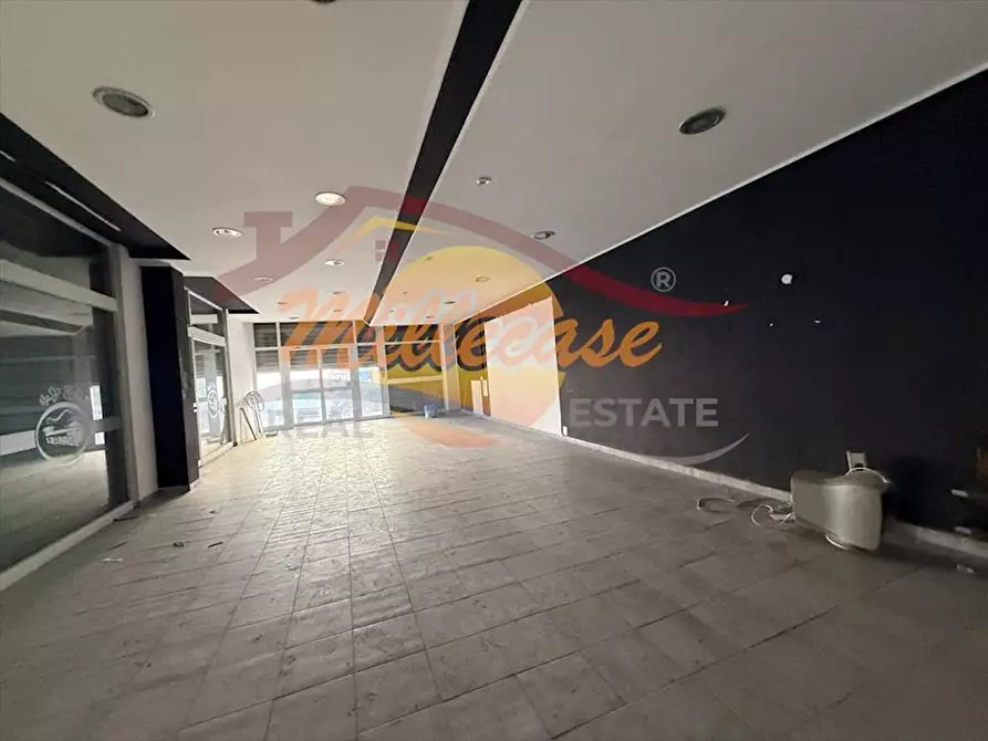 Immagine 19 di Locale commerciale in vendita  in Viale Zecchino a Siracusa