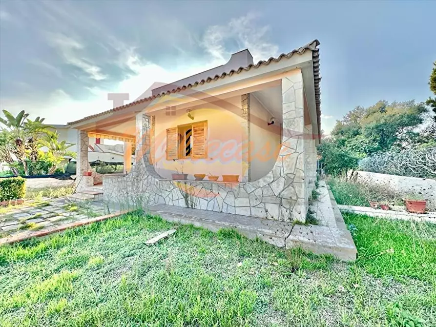 Immagine 20 di Villa in vendita  in VIA ISOLE MOLUCCHE a Siracusa