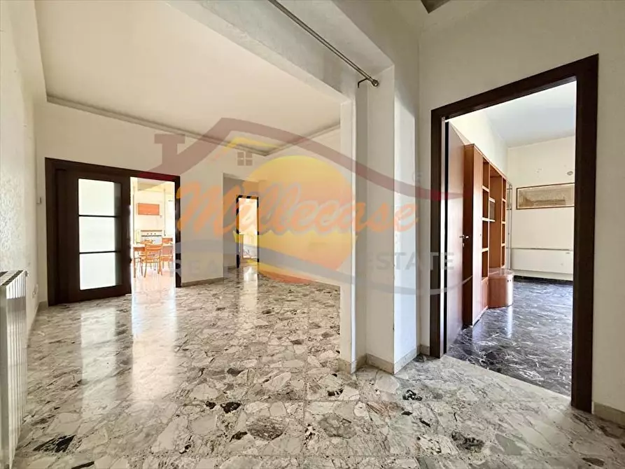 Immagine 10 di Pentalocale in vendita  in VIALE TUNISI a Siracusa