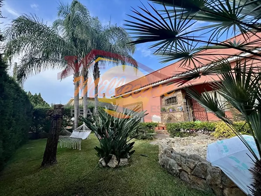 Immagine 10 di Villa in vendita  in Via Luigi Maria Monti a Siracusa