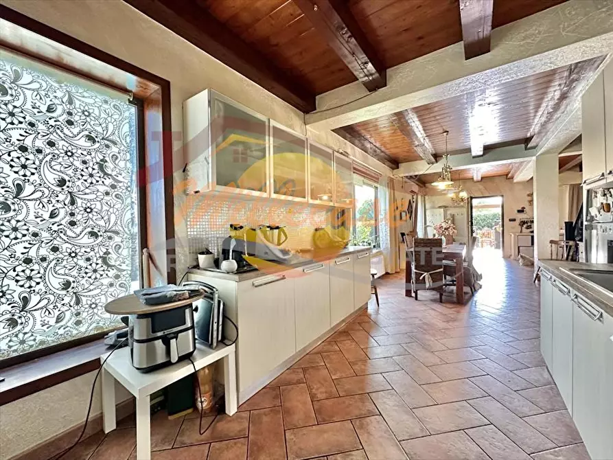 Immagine 20 di Villa in vendita  in Via Priamo a Siracusa