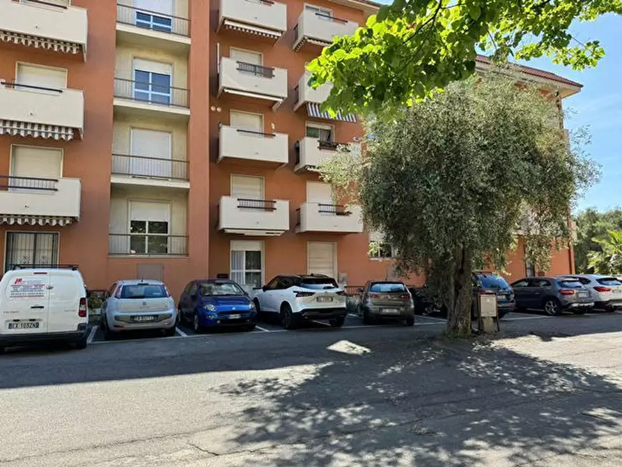 Immagine 46 di Trilocale in affitto  a San Bartolomeo Al Mare