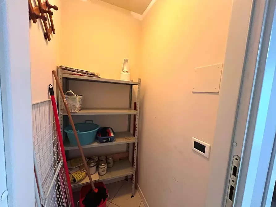 Immagine 26 di Bilocale in affitto  in Via Lungofiume 12 a San Bartolomeo Al Mare