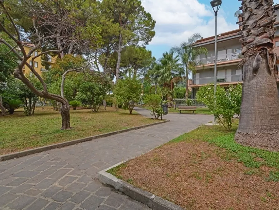 Immagine 29 di Bilocale in vendita  in Via Ischia 5 a San Bartolomeo Al Mare