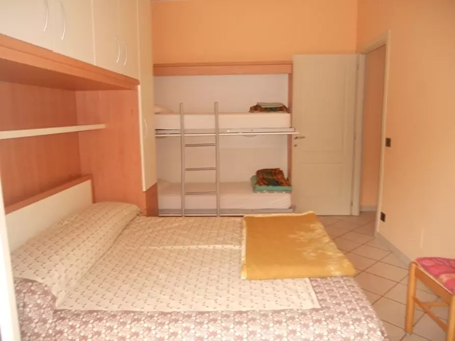 Immagine 40 di Trilocale in affitto  in Via della Torre 9 a San Bartolomeo Al Mare