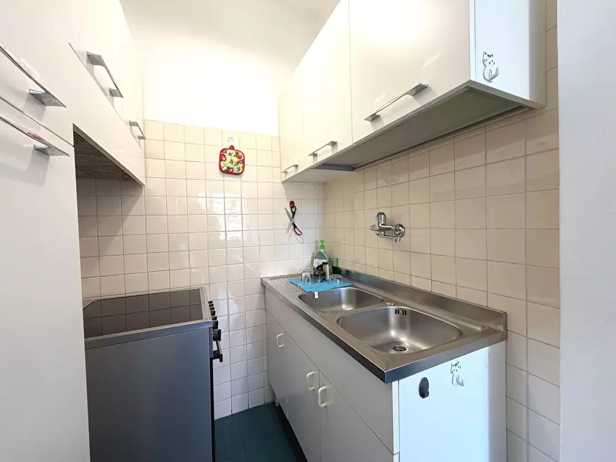 Immagine 29 di Bilocale in vendita  in Via Aurelia 82 a San Bartolomeo Al Mare