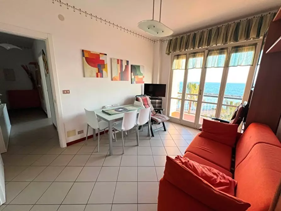 Immagine 30 di Bilocale in affitto  in Via Malta 5252 a San Bartolomeo Al Mare