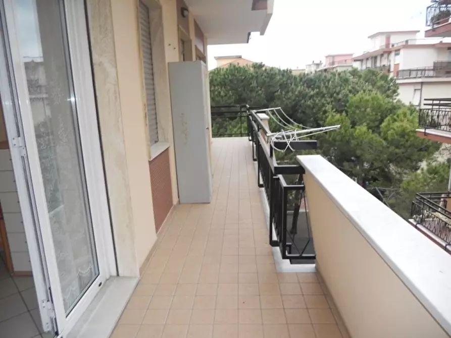 Immagine 35 di Trilocale in affitto  in Via della Torre 9 a San Bartolomeo Al Mare