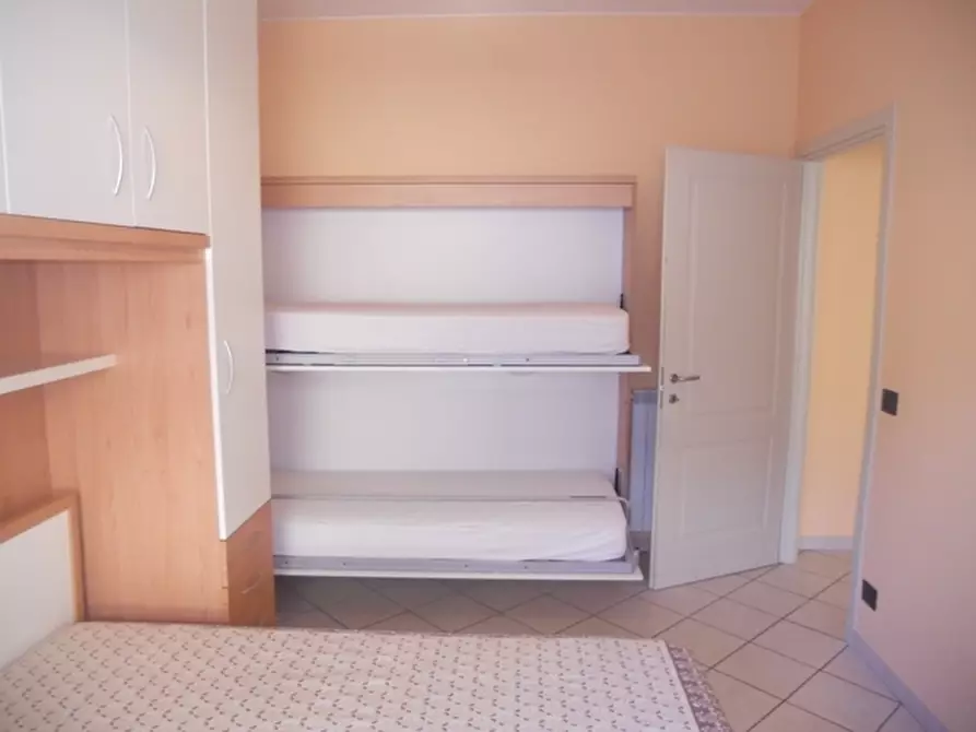 Immagine 30 di Trilocale in affitto  in Via della Torre 9 a San Bartolomeo Al Mare