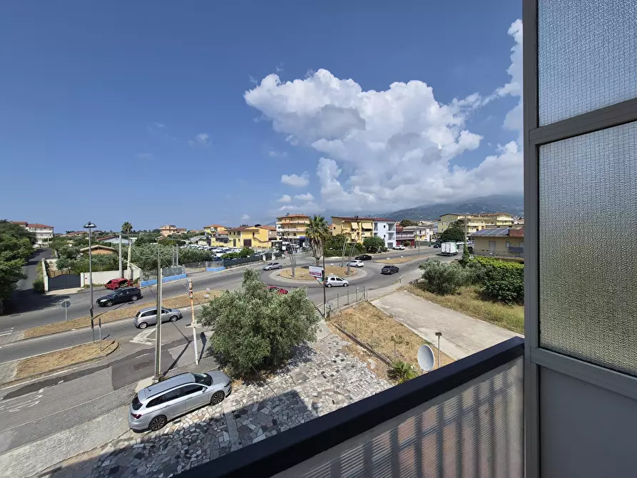 Immagine 12 di Pentalocale in vendita  in Via del Progresso 525 a Lamezia Terme